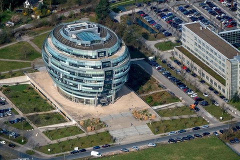 Office tower Heise headquarters in Hanover in spherical shape, Heise Medien GmbH & Co KG, Heise