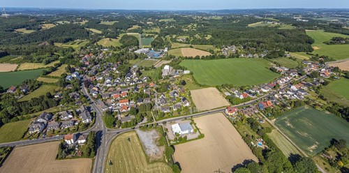 Aerial view, crossroads in Herzkamp, Evangelical Church Herzkamp, Sprockhövel, Ruhr area, North
