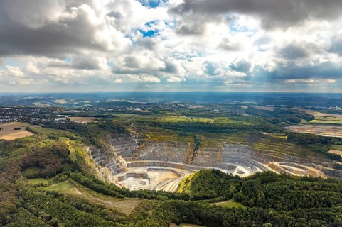 Aerial view, quarry Rützkausen, city border Velbert Wülfrath, limestone quarry, Wülfrath, Ruhr