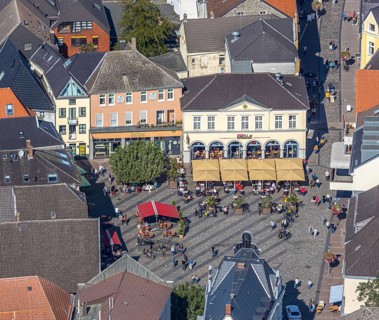 Aerial view, market square, Café Extrablatt Unna, outdoor catering, Unna, Ruhr area, North