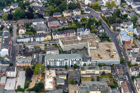 Aerial view, remodelling Friedrichstraße, Hertie ruin, planned demolition, Velbert, Ruhr area,