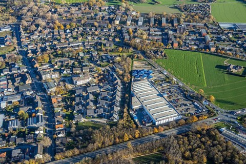 Aerial view, commercial area Lintorfer Straße, toom Baumarkt, Krämer MEGA STORE, Inneboltstraße,