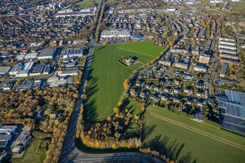 Aerial view, commercial area Lintorfer Straße, toom Baumarkt, Krämer MEGA STORE, Inneboltstraße,
