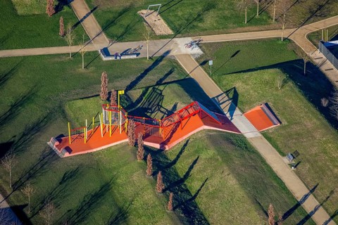 Aerial view, playground, Dicksche Heide development area, Niederberg Park, Neukirchen,