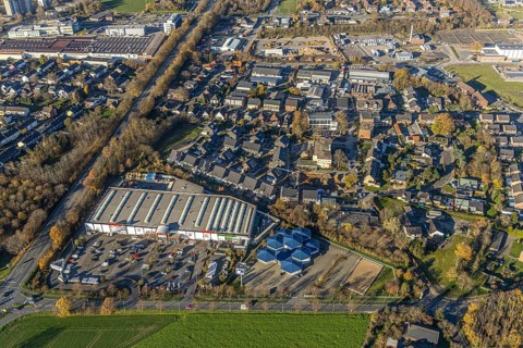 Aerial view, commercial area Lintorfer Straße, toom Baumarkt, Krämer MEGA STORE, Inneboltstraße,