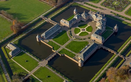 Nordkirchen Palace, Westphalian Versailles, Nordlirchen Palace, 18th century manor house in the
