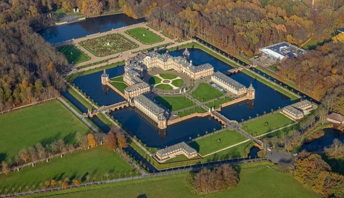 Nordkirchen Palace, Westphalian Versailles, Nordlirchen Palace, 18th century manor house in the