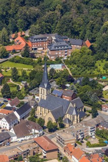 Aerial view, St. Dionysius Catholic Church, Kirchstraße, St. Franziskus-Haus, Pröbstingstraße,