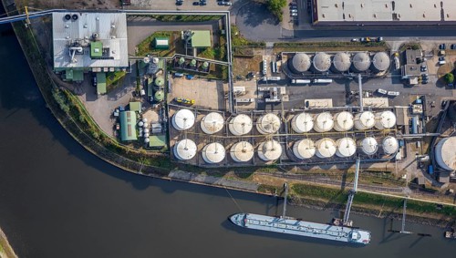 Aerial photo, tank farm, tanker, harbour area, harbour facilities, Obererft, Neuss, city limits