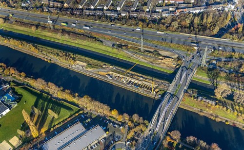 Aerial view, construction site between Rhine-Herne-Canal and Emscher, bridge Osterfelder Straße,