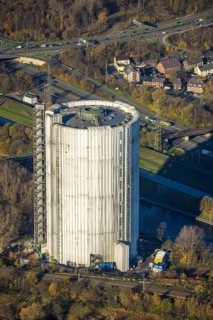 Aerial photo, gasometer renovation, covered gasometer, CentrO Ferris wheel, Buschhausen,