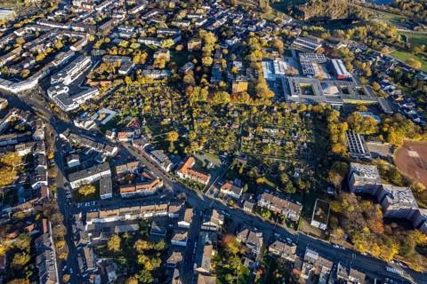 Aerial view, school centre, Städt. Gymnasium Broich, Städt. Realschule Broich, KGV Heisterbusch,