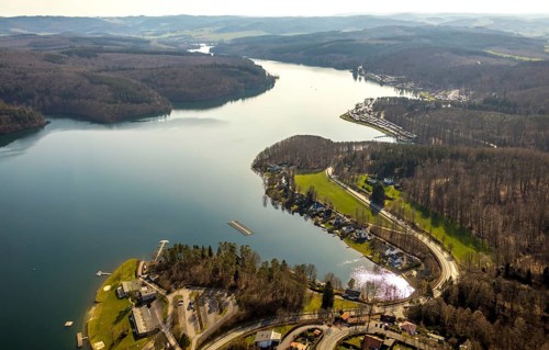 Aerial view, Sorpesee, Sorpe shore, camping at Sorpesee, campsite, Langscheid, Sundern, Sauerland,