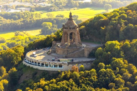 Aerial photograph, Kaiser Wilhelm Monument, Barkhausen, Porta Westfalica, OWL, Ostwestfalen-Lippe,