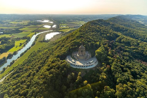 Aerial photograph, Kaiser Wilhelm Monument, Barkhausen, Porta Westfalica, OWL, Ostwestfalen-Lippe,