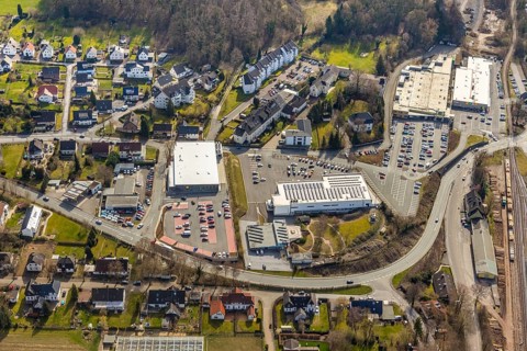 Aerial view, shopping centre, Aldi. Lidl, Edeka, Alte Kreisstraße, Warstein, North