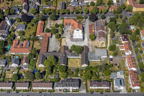 Aerial view, refurbishment and new construction for the Petri primary school, Werl, Soester Börde,