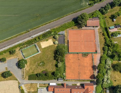 Aerial view, tennis courts SC Rot Weiß Westönnen, Westönnen, Werl, Soester Börde, North