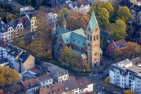 Aerial view, Herz Jesu Kirche, Broich, Mülheim an der Ruhr, Ruhr area, North Rhine-Westphalia,