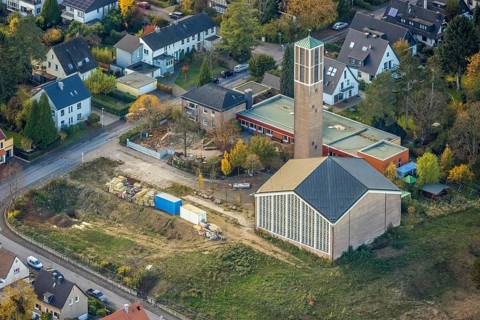 Aerial view, church and kindergarten Lindenhof, Saarn - West, Mülheim an der Ruhr, Ruhr area, North