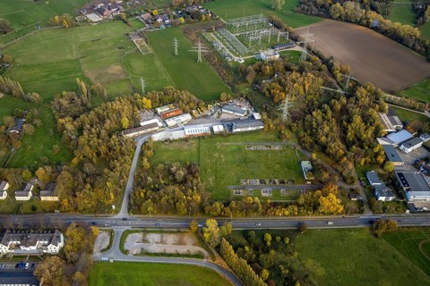 Aerial view, timber trade, Kölner Straße, Saarn - Süd, Mülheim an der Ruhr, Ruhr area, North