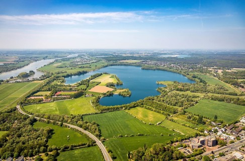 Aerial view, Auesee, Auesee lido, Nordstrand, Wesel marina, meadows and fields, Wesel, Ruhr area,