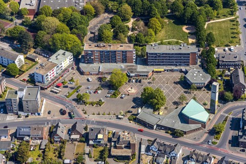 Aerial view, Feldmark market square, Friedenskirche Protestant church, Wesel, Ruhr area, Lower