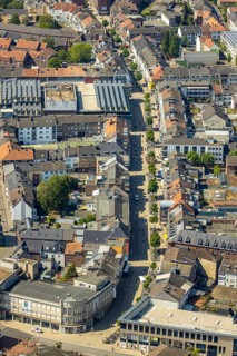 Aerial view, Hohe Straße shopping mile, green trees, Wesel, Ruhr area, Lower Rhine, North