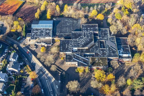 Aerial view, Geschwister-Scholl-Gymnasium, Volmarstein, Wetter, Ruhr area, North Rhine-Westphalia,