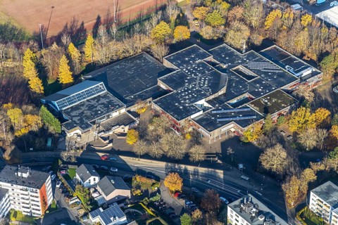 Aerial view, Geschwister-Scholl-Gymnasium, Volmarstein, Wetter, Ruhr area, North Rhine-Westphalia,