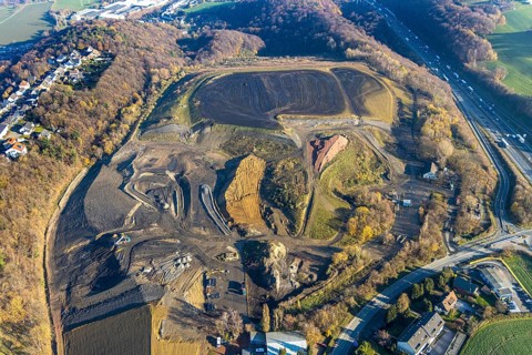 Aerial view, Enerke landfill site at the A1 motorway junction AS89 Volmarstein, Grundschöttel,