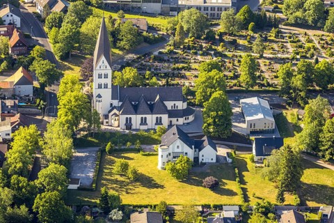 Aerial view, Catholic parish church of St Anthony of Padua, Wickede (Ruhr), North Rhine-Westphalia,