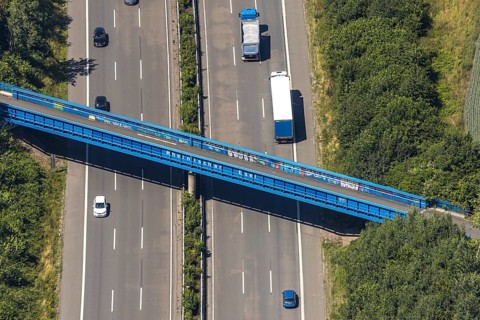 Aerial view, cycle path and hiking trail, Rheinischer Esel bridge, A44 motorway, Witten,