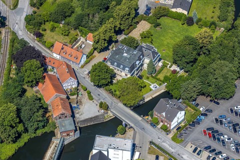 Aerial view, Villa Ruhr Valley, Friedr. Lohmann GmbH factory, Ruhr river, Witten, Ennepe-Ruhr