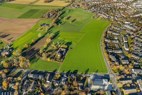 Aerial view, construction site Neukirchener Ring for fire station, Lindenstraße, meadows and