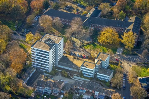 Aerial view, town hall Neukirchen-Vluyn, Hans-Böckler-Straße, high-rise residential building,