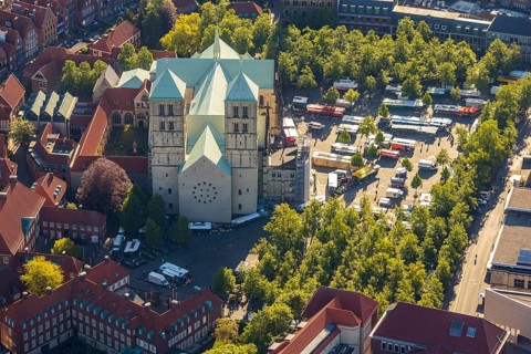 Aerial view, old town, Cathedral of St. Paul, cathedral square, market square, Münster,