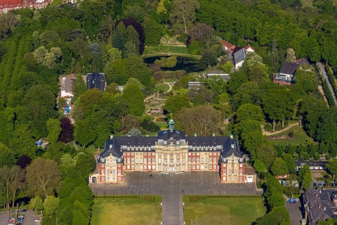 Aerial view, Westfälische Wilhelms-Universität Münster, Schlossplatz, Botanischer Garten,