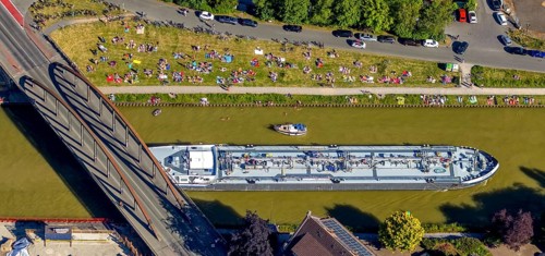 Aerial view, bathing at the canal, Dortmund-Ems canal, sunbathing lawn, sunbathing,
