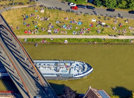 Aerial view, bathing at the canal, Dortmund-Ems canal, sunbathing lawn, sunbathing,