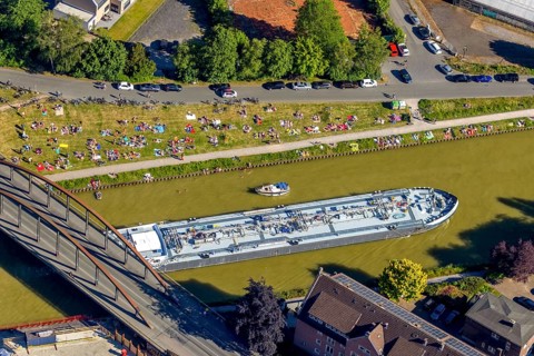 Aerial view, bathing at the canal, Dortmund-Ems canal, sunbathing lawn, sunbathing,