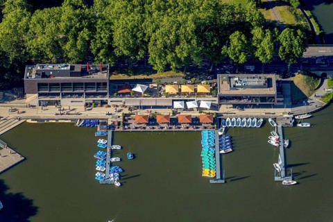 Aerial view, gastronomy at the Aasee, AASEE-AKTIV boats, sailing school Overschmidt, Pluggendorf,