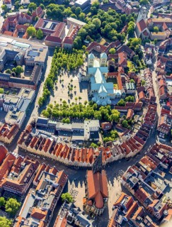 Aerial view, Old Town, St Paul's CathedralSt. Paul's Cathedral, cathedral square, Prinzipalmarkt,