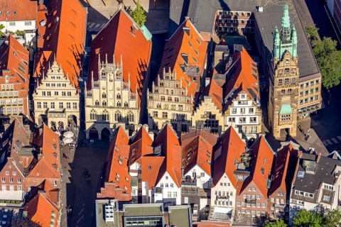 Aerial view, Prinzipalmarkt, historic town hall, Stadthausturm, overwater, Münster, Münsterland,