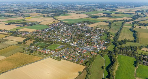 Aerial view, view of the town, St. Stephanus Kirche, Oestinghausen, Lippetal, Kreis Soest, North