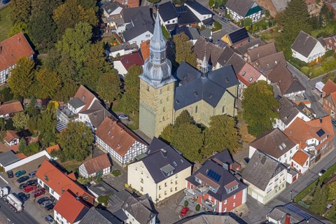 Aerial view, town view, St. Stephanus Kirche, Oestinghausen, Lippetal, Kreis Soest, North