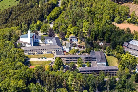Aerial photo, Private Gymnasium Maria Königin, Jugendhof Pallotti Lennestadt, Mission House,