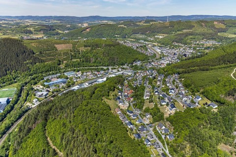 Aerial view, residential area Faulebutter Siepen, secondary school Hundem-Lenne, St. Barbara-Schule