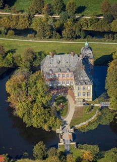 Aerial view, moated castle Hovestadt, baroque garden, Hovestadt, Lippetal, district Soest, North