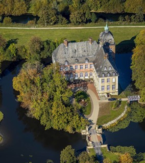 Aerial view, moated castle Hovestadt, baroque garden, Hovestadt, Lippetal, district Soest, North